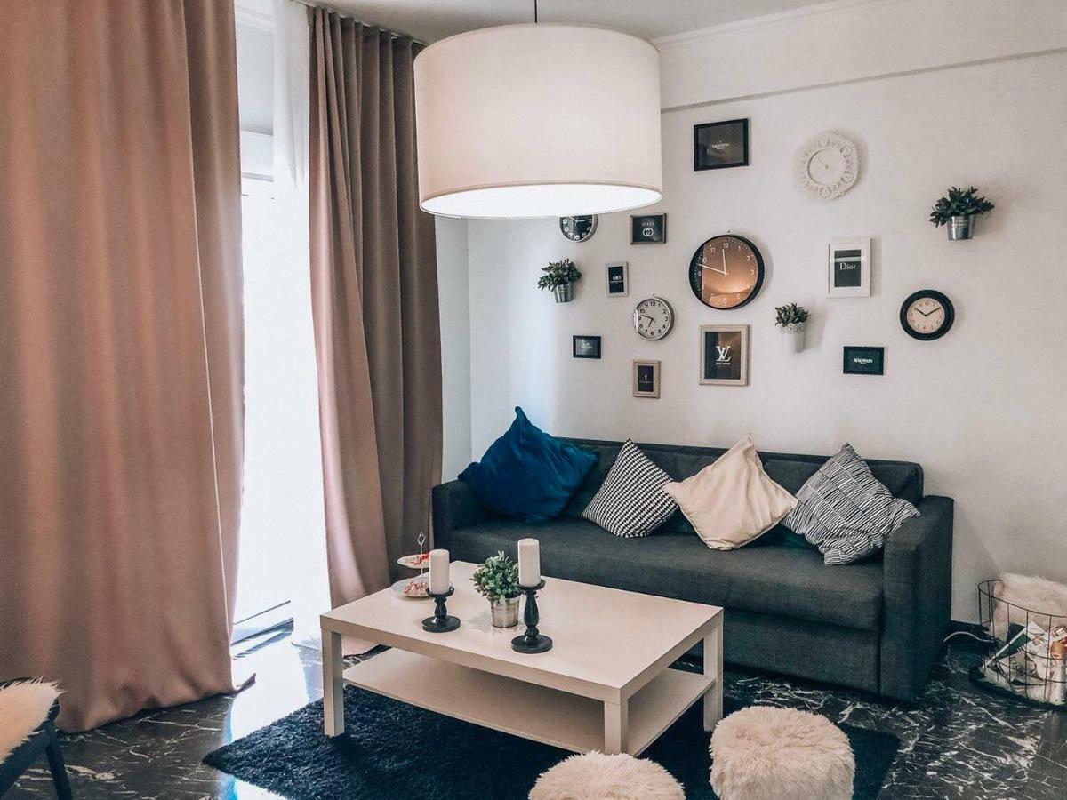 133 Sokratous, Black Marble. Athena Bagian luar foto